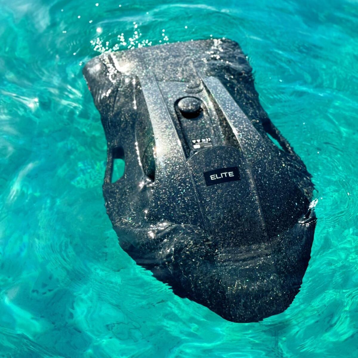 SeaNXT Elite RS Water Scooter in the Sea SeaNXT Elite RS sea scooter floating in the water.